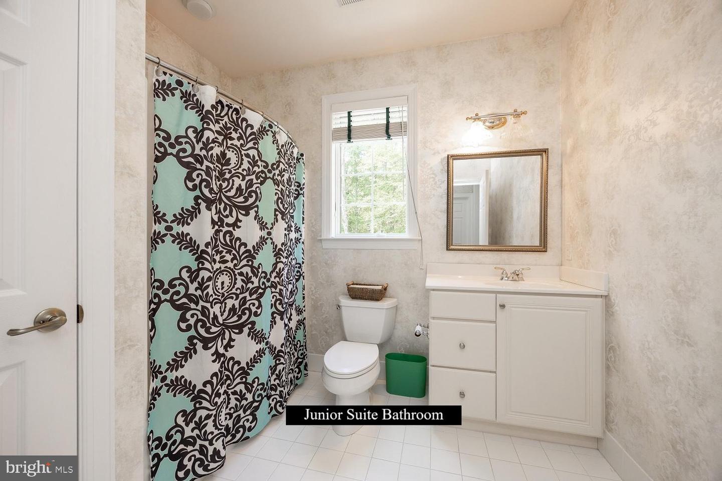 Landenberg, Pennsylvania, 19350, United States, 5 Bedrooms Bedrooms, ,6 BathroomsBathrooms,Residential,Active,1965819