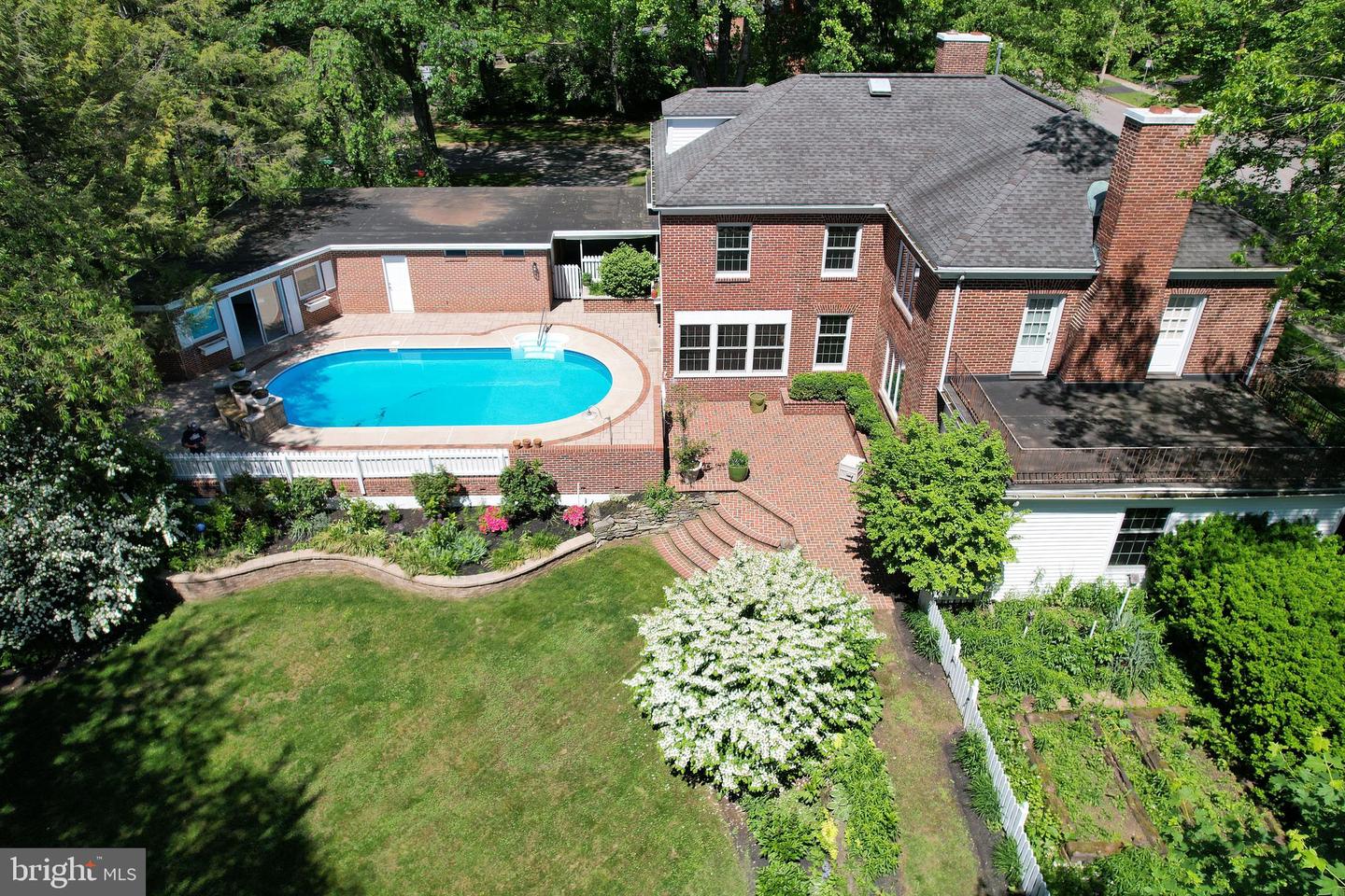 State College, Pennsylvania, 16803, United States, 5 Bedrooms Bedrooms, ,5 BathroomsBathrooms,Residential,Active,1824032