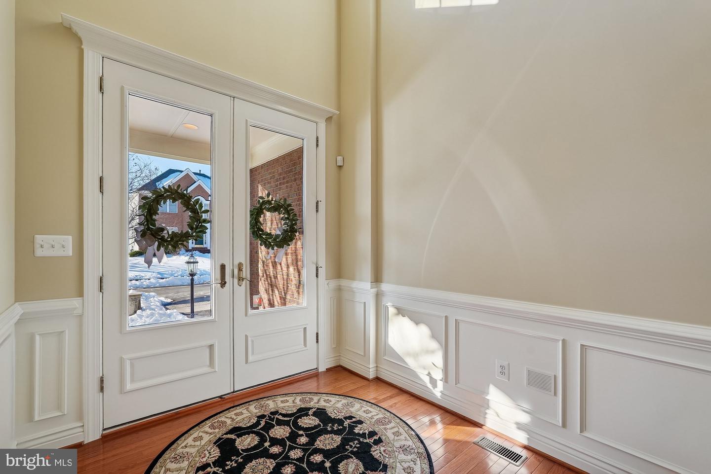 Chantilly, Virginia, 20152, United States, 4 Bedrooms Bedrooms, ,5 BathroomsBathrooms,Residential,Active,2015820