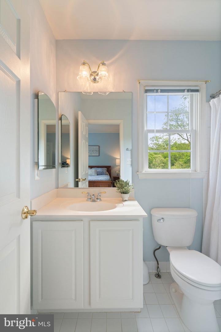 Springfield, Virginia, 22153, United States, 6 Bedrooms Bedrooms, ,6 BathroomsBathrooms,Residential,Active,2044593