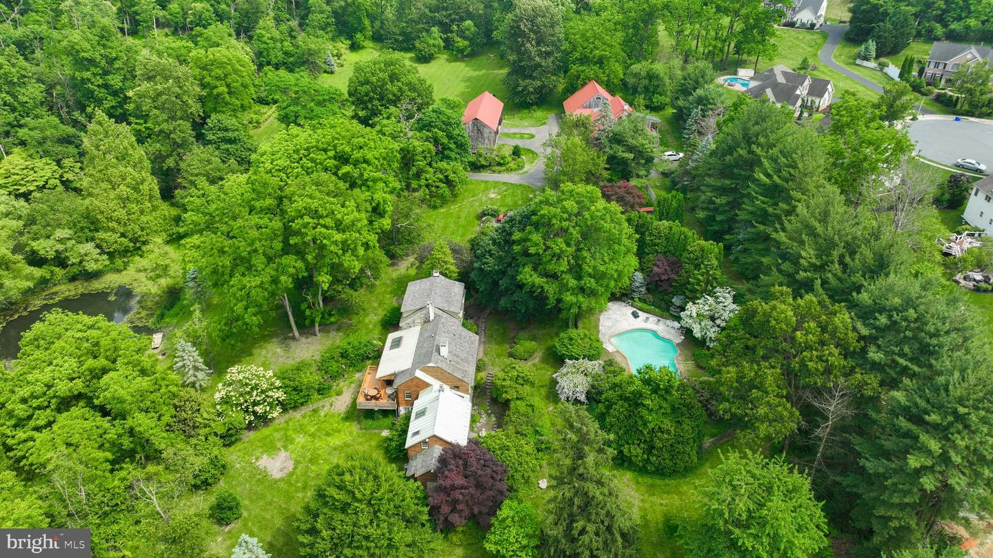 Reading, Pennsylvania, 19606, United States, 5 Bedrooms Bedrooms, ,4 BathroomsBathrooms,Residential,Active,2045028