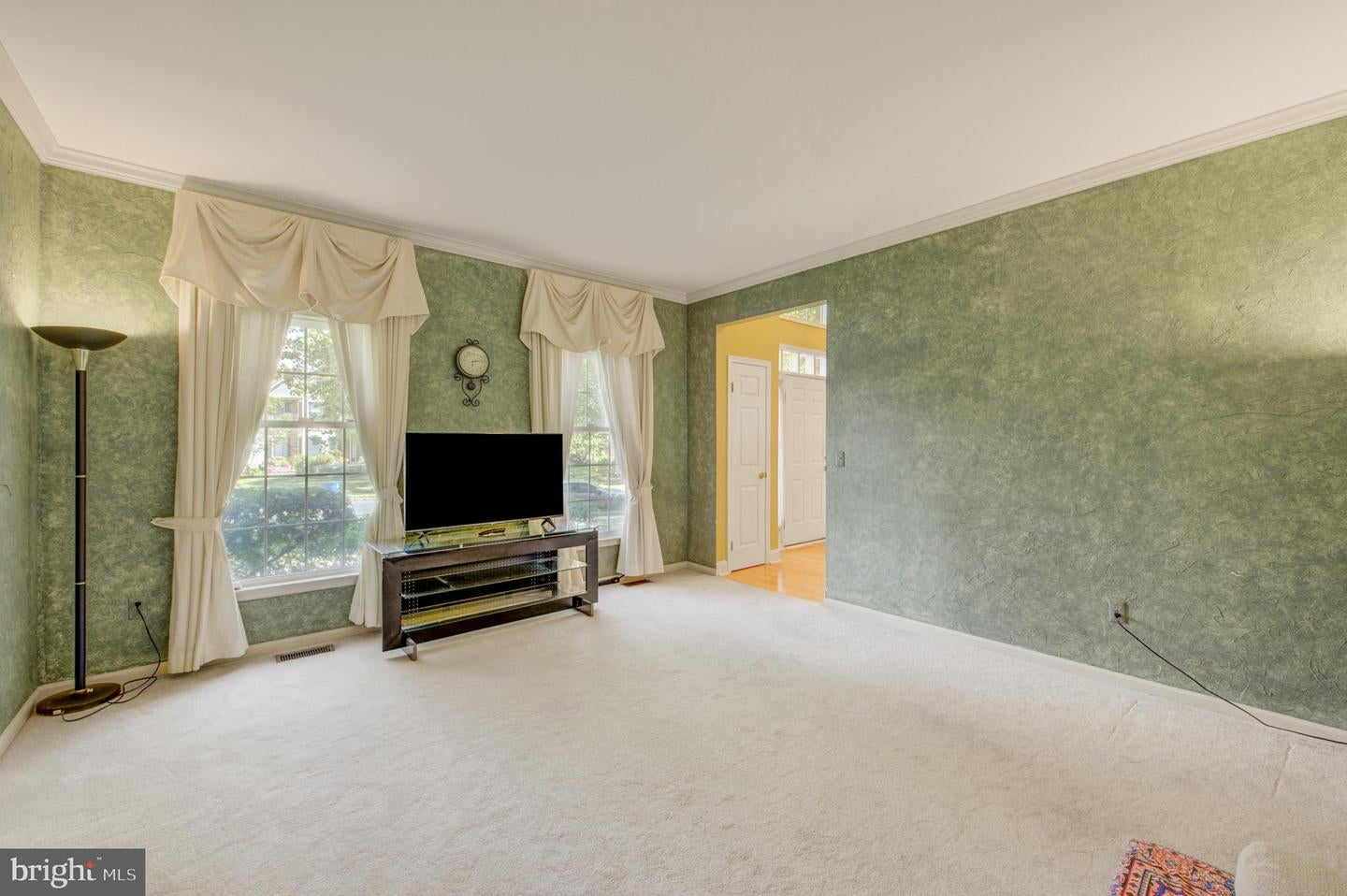 Plainsboro, New Jersey, 08536, United States, 5 Bedrooms Bedrooms, ,4 BathroomsBathrooms,Residential,Active,1936613