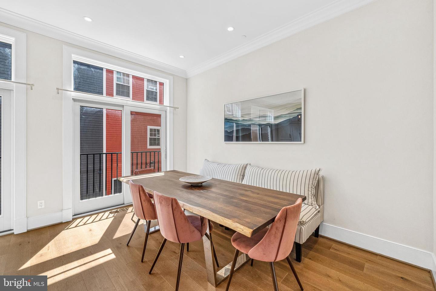 Alexandria, Virginia, 22314, United States, 3 Bedrooms Bedrooms, ,4 BathroomsBathrooms,Residential,Active,1933713