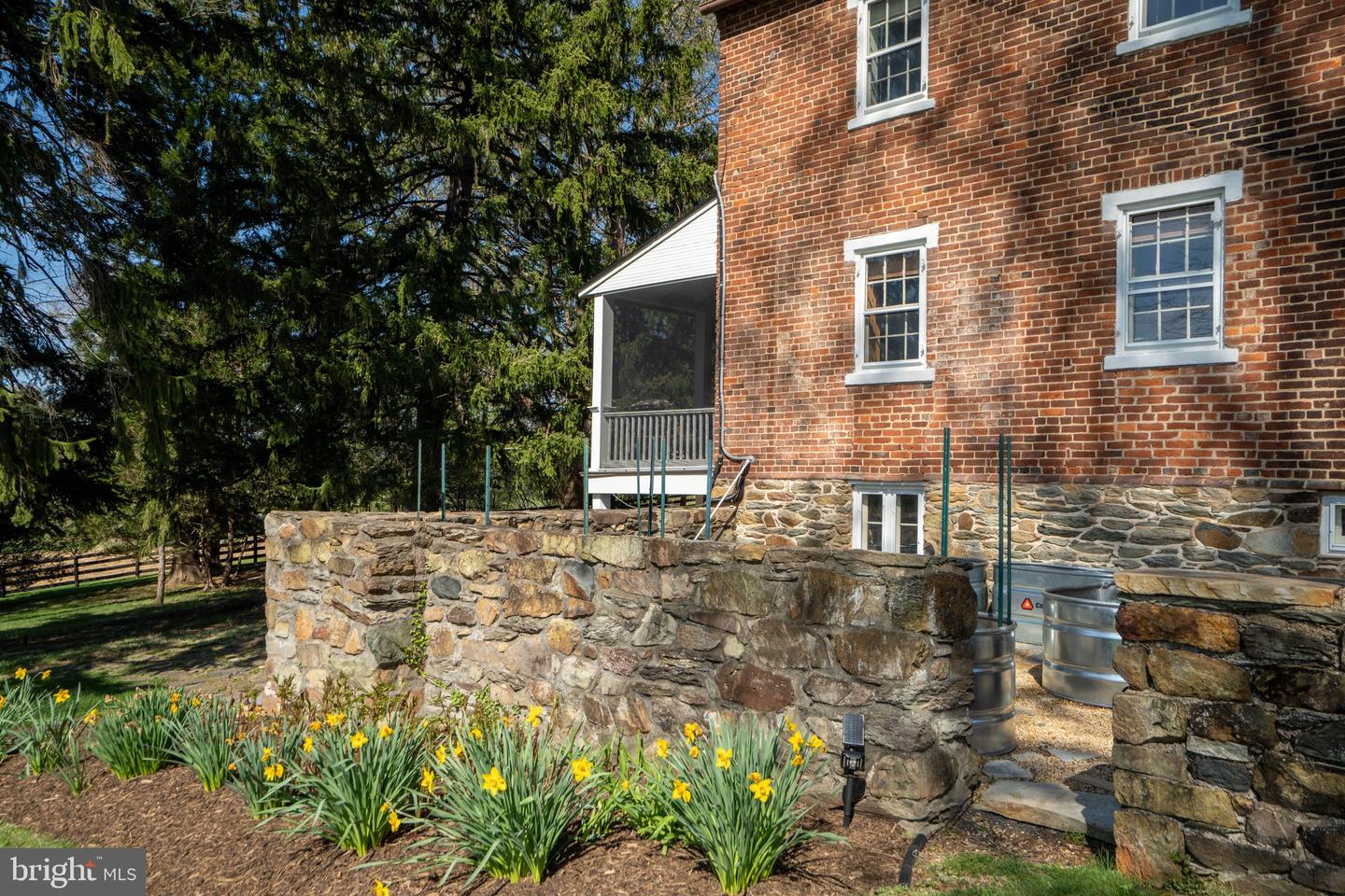 Waterford, Virginia, 20197, United States, 4 Bedrooms Bedrooms, ,5 BathroomsBathrooms,Residential,Active,1771409