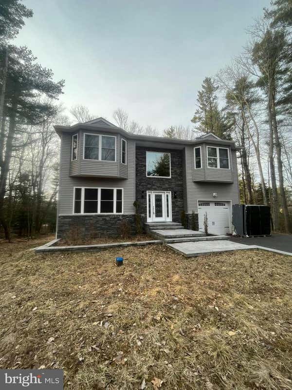 145 MCCAULEY AVE, POCONO PINES, PA 18350, photo 1 of 8