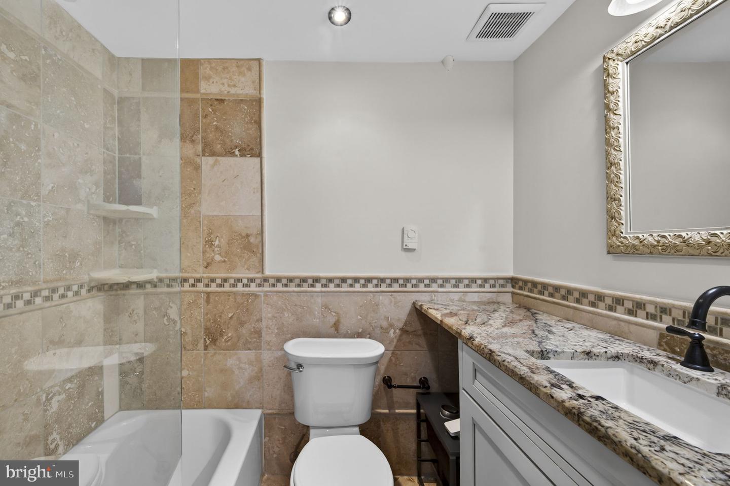 Alexandria, Virginia, 22314, United States, 3 Bedrooms Bedrooms, ,3 BathroomsBathrooms,Residential,Active,2044570