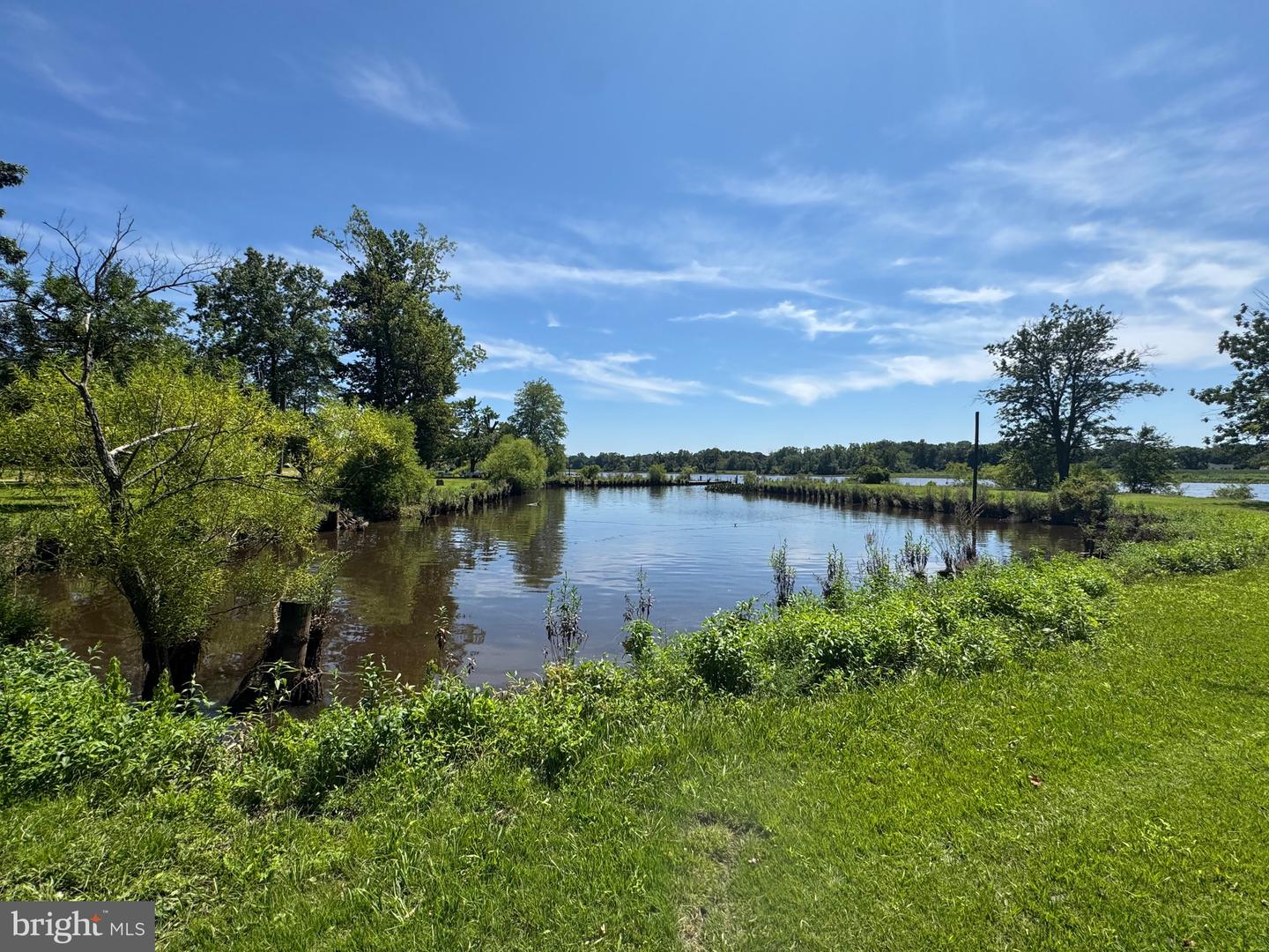 Delanco, New Jersey, 08075, United States, 5 Bedrooms Bedrooms, ,3 BathroomsBathrooms,Residential,Active,1914605