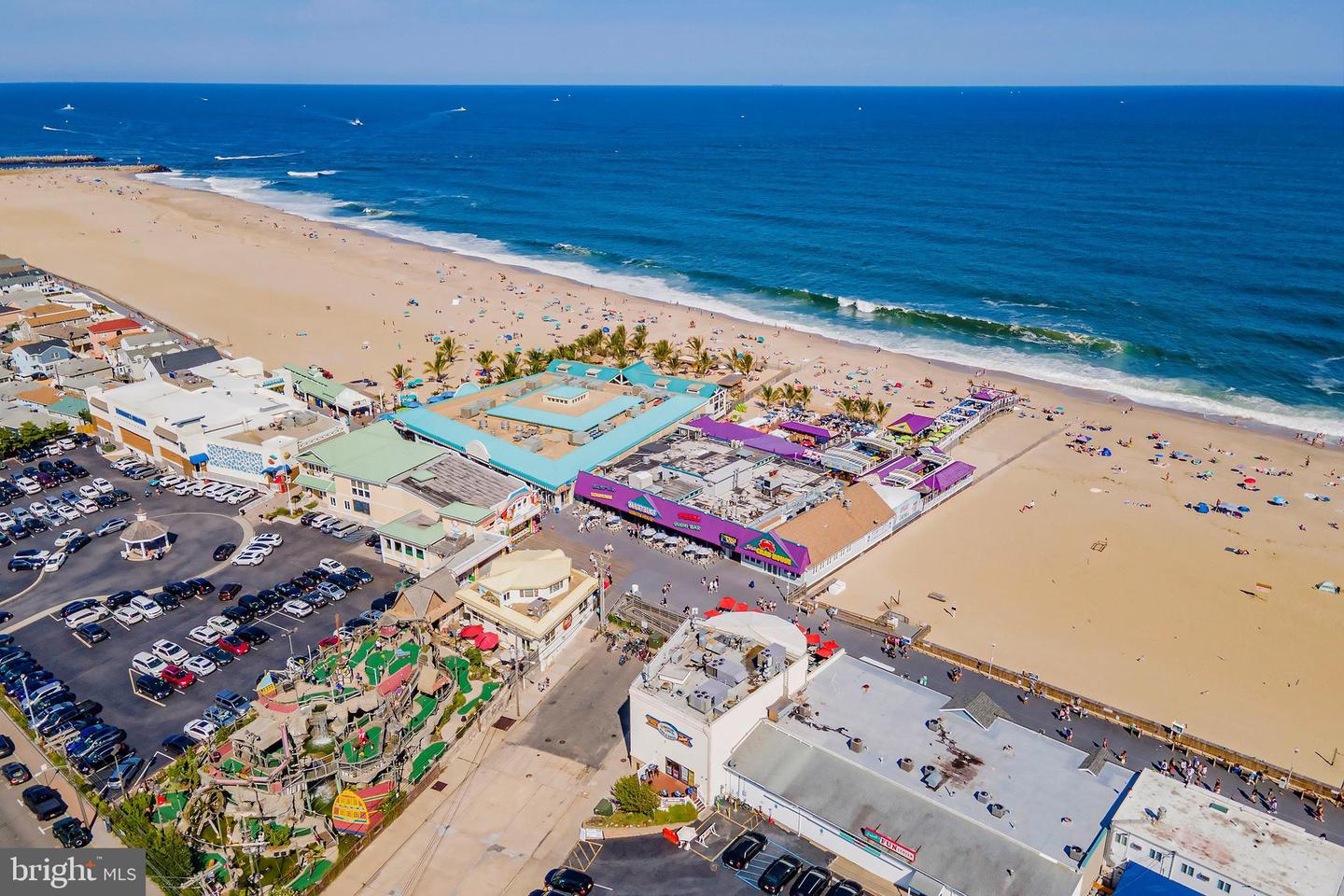 Point Pleasant Beach, New Jersey, 08742, United States, 4 Bedrooms Bedrooms, ,3 BathroomsBathrooms,Residential,Active,1942350