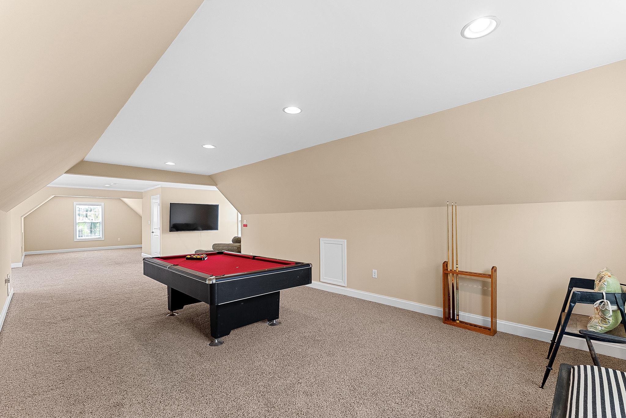 Annandale, Virginia, 22003, United States, 4 Bedrooms Bedrooms, ,4 BathroomsBathrooms,Residential,Active,2044601