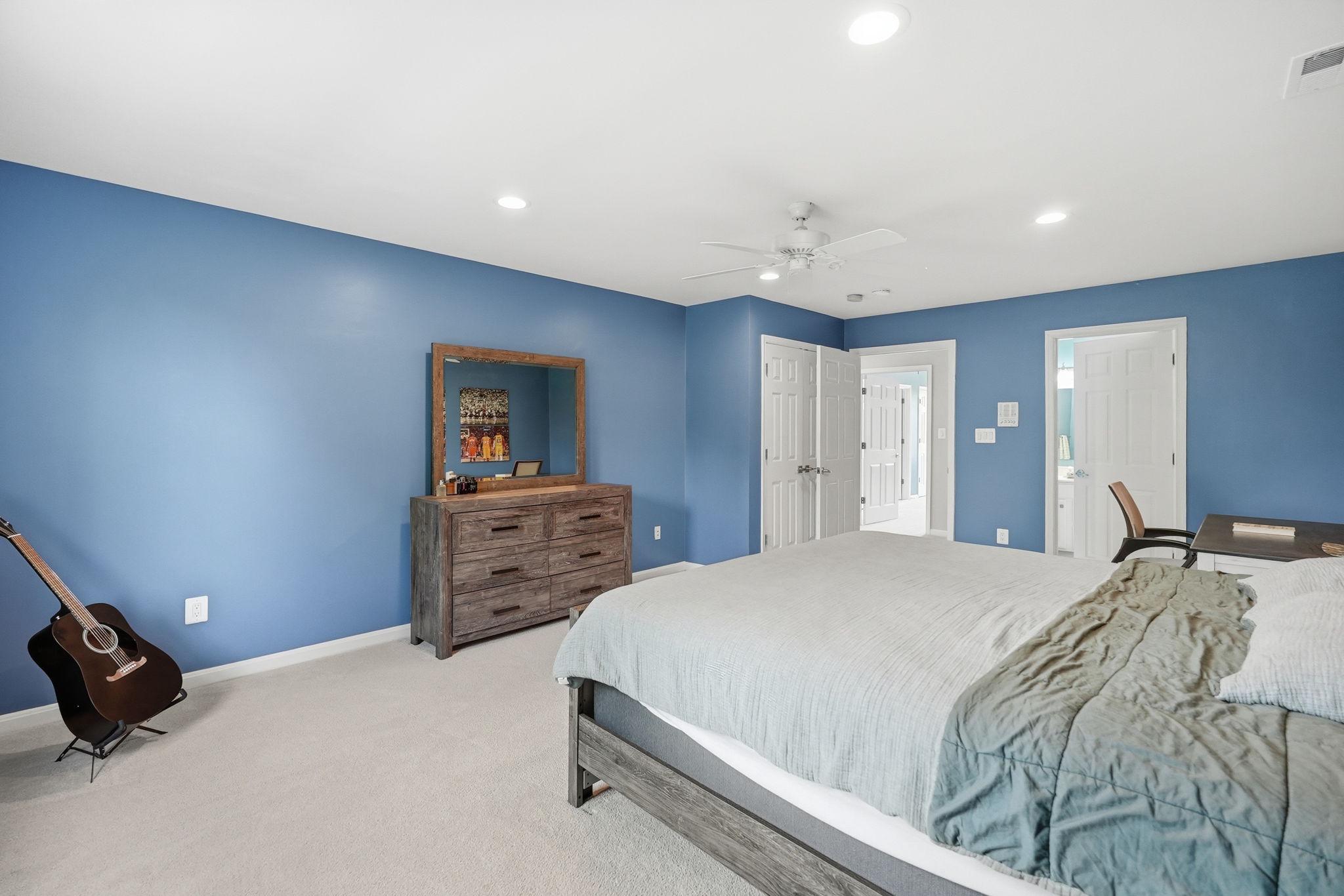 North Potomac, Maryland, 20878, United States, 7 Bedrooms Bedrooms, ,8 BathroomsBathrooms,Residential,Active,2044145