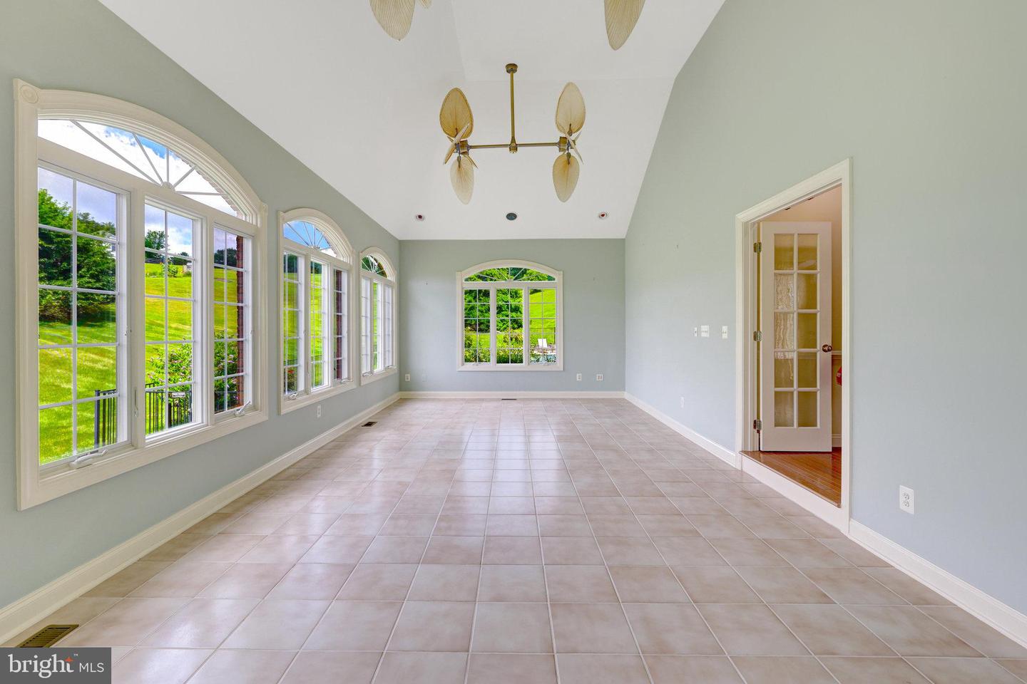 Leesburg, Virginia, 20175, United States, 4 Bedrooms Bedrooms, ,5 BathroomsBathrooms,Residential,Active,1894598