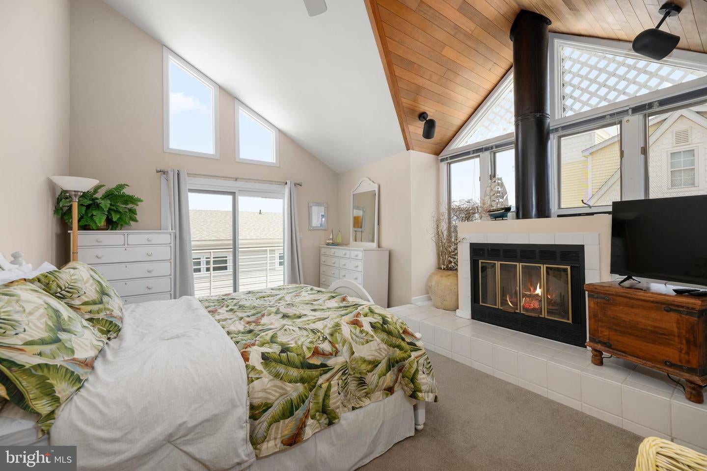 Dewey Beach, Delaware, 19971, United States, 4 Bedrooms Bedrooms, ,4 BathroomsBathrooms,Residential,Active,1941142