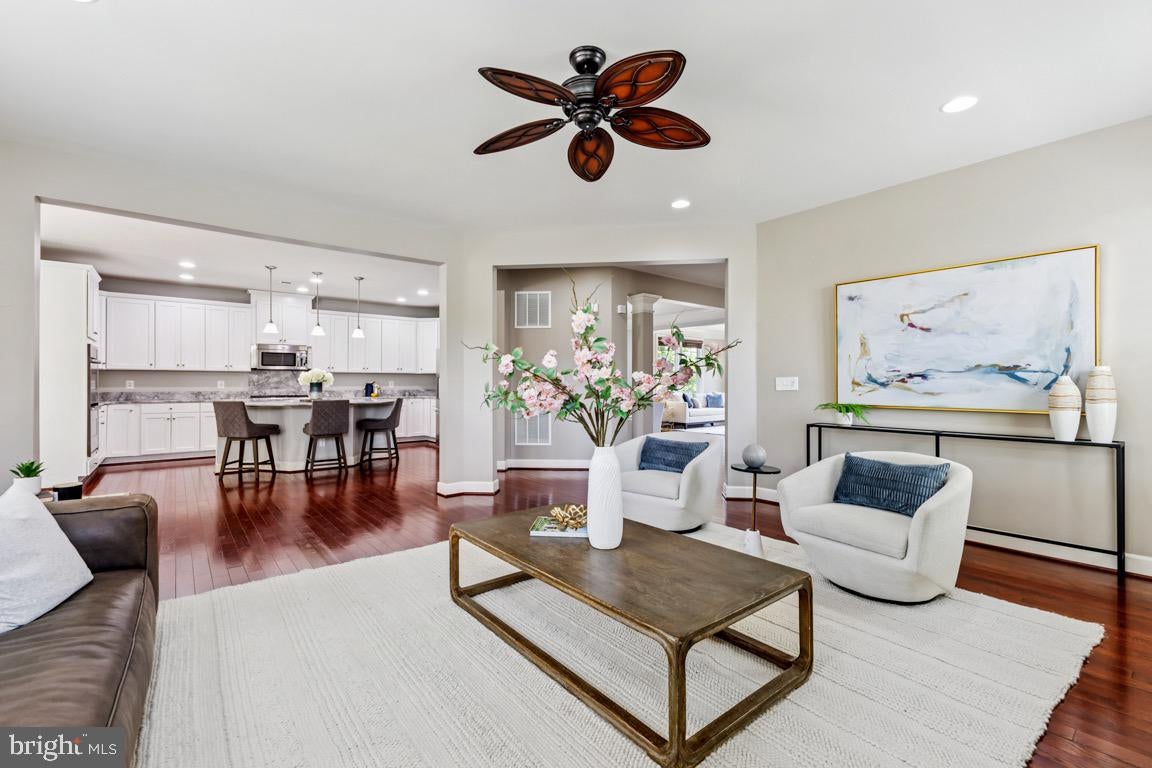 Leesburg, Virginia, 20175, United States, 5 Bedrooms Bedrooms, ,6 BathroomsBathrooms,Residential,Active,1905104