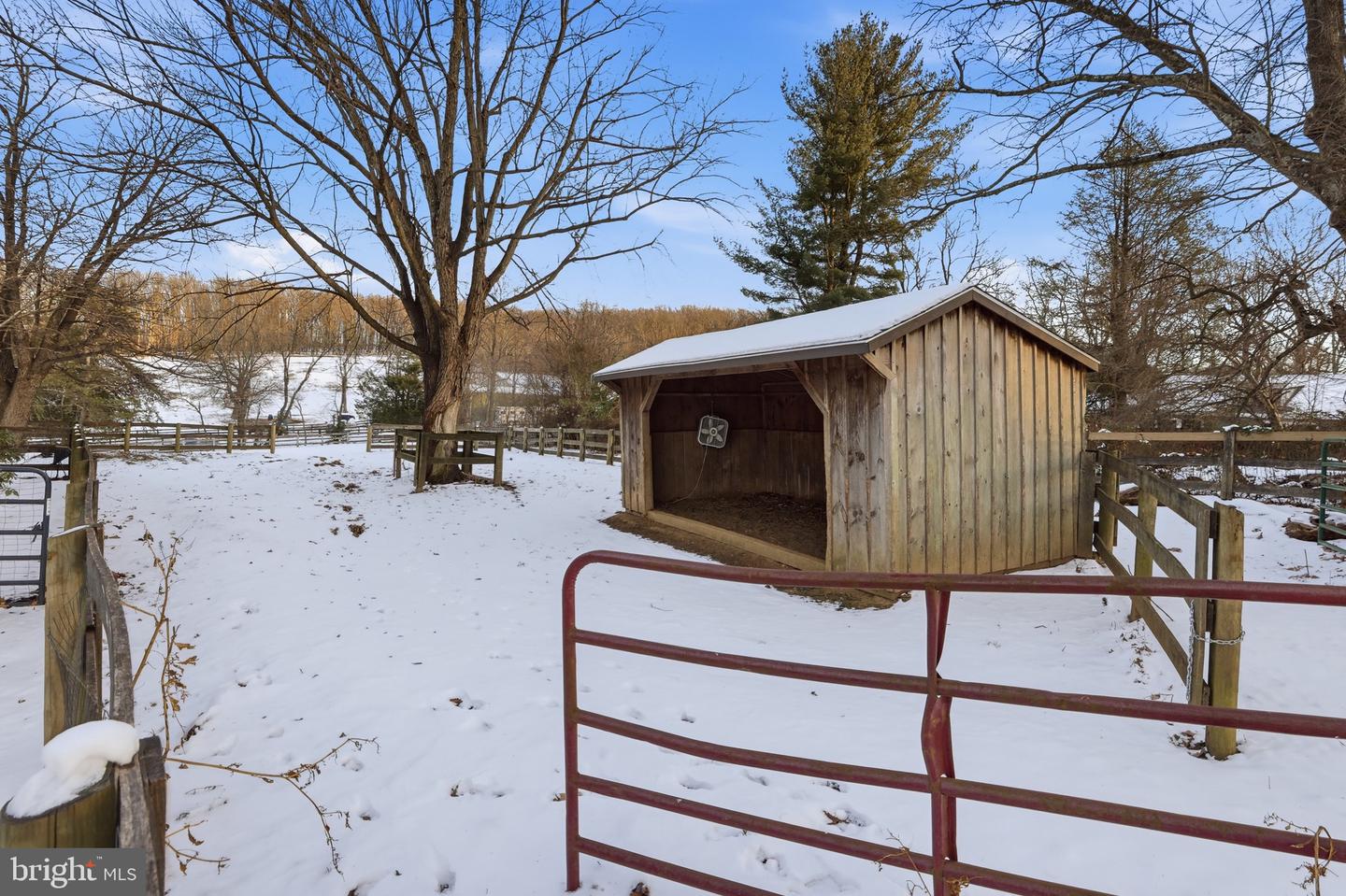Clarksburg, Maryland, 20871, United States, 5 Bedrooms Bedrooms, ,3 BathroomsBathrooms,Residential,Active,1996277