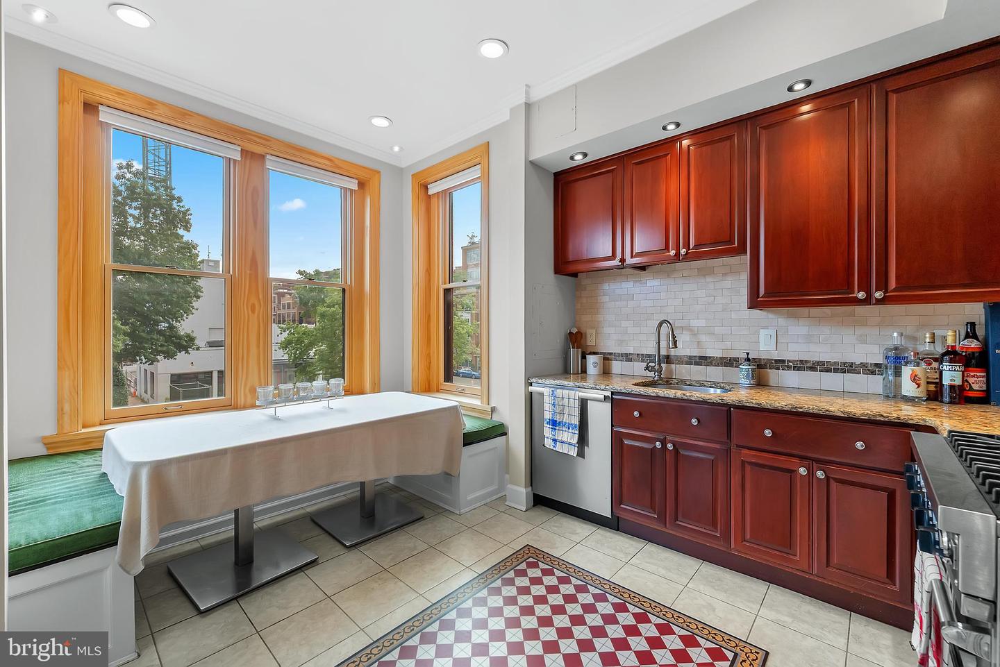 Washington, District Of Columbia, 20005, United States, 3 Bedrooms Bedrooms, ,4 BathroomsBathrooms,Residential,Active,1943762