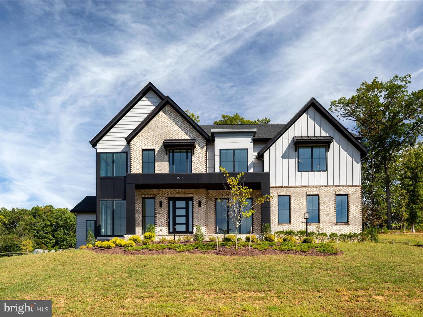 Oakton, Virginia, 22124, United States, 6 Bedrooms Bedrooms, ,6 BathroomsBathrooms,Residential,Active,1960120