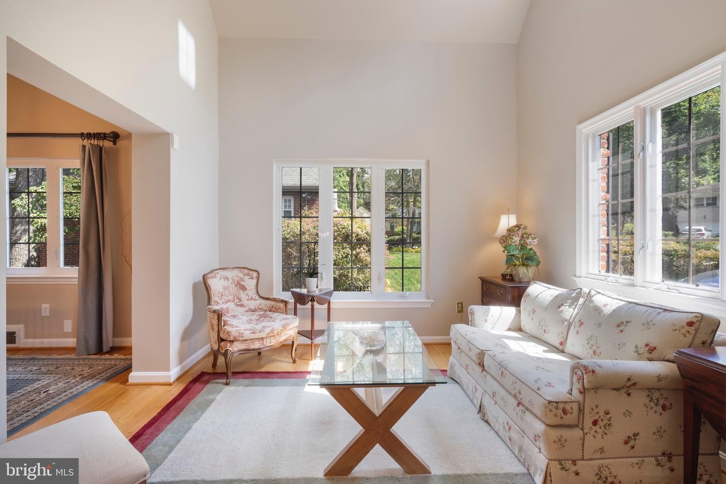 Arlington, Virginia, 22207, United States, 5 Bedrooms Bedrooms, ,4 BathroomsBathrooms,Residential,Active,1943764