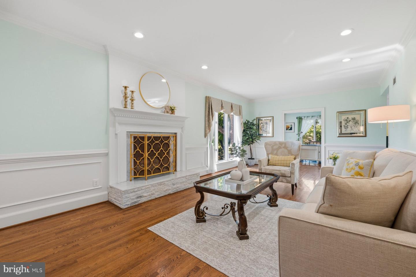 North Potomac, Maryland, 20878, United States, 5 Bedrooms Bedrooms, ,6 BathroomsBathrooms,Residential,Active,2045699