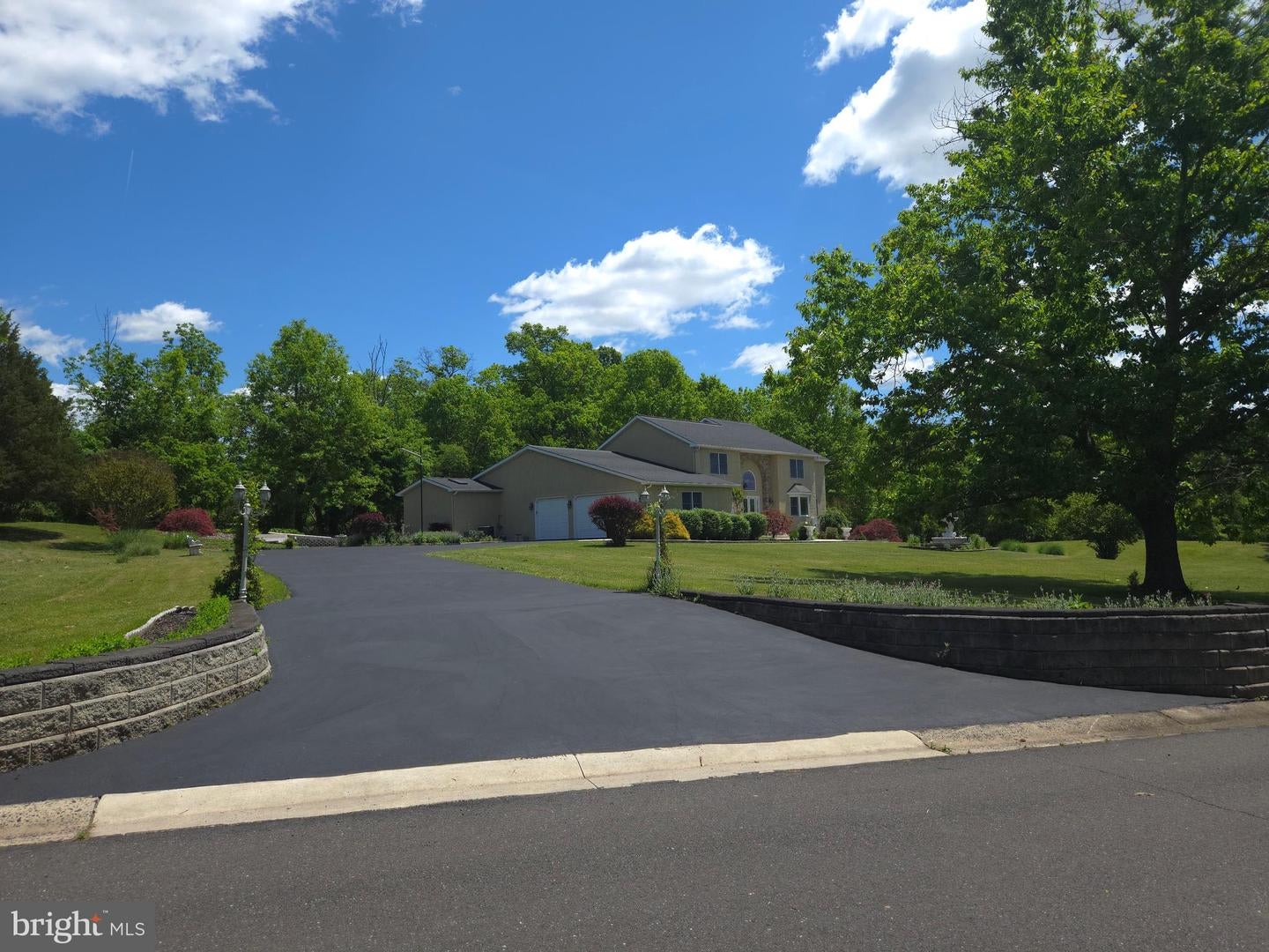 Collegeville, Pennsylvania, 19426, United States, 6 Bedrooms Bedrooms, ,5 BathroomsBathrooms,Residential,Active,2018175