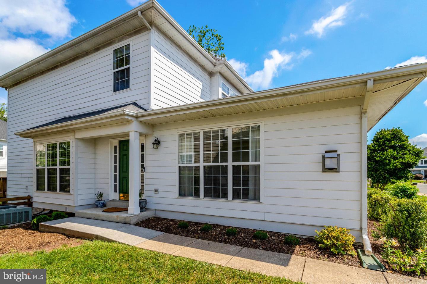 Springfield, Virginia, 22152, United States, 4 Bedrooms Bedrooms, ,4 BathroomsBathrooms,Residential,Active,1893217