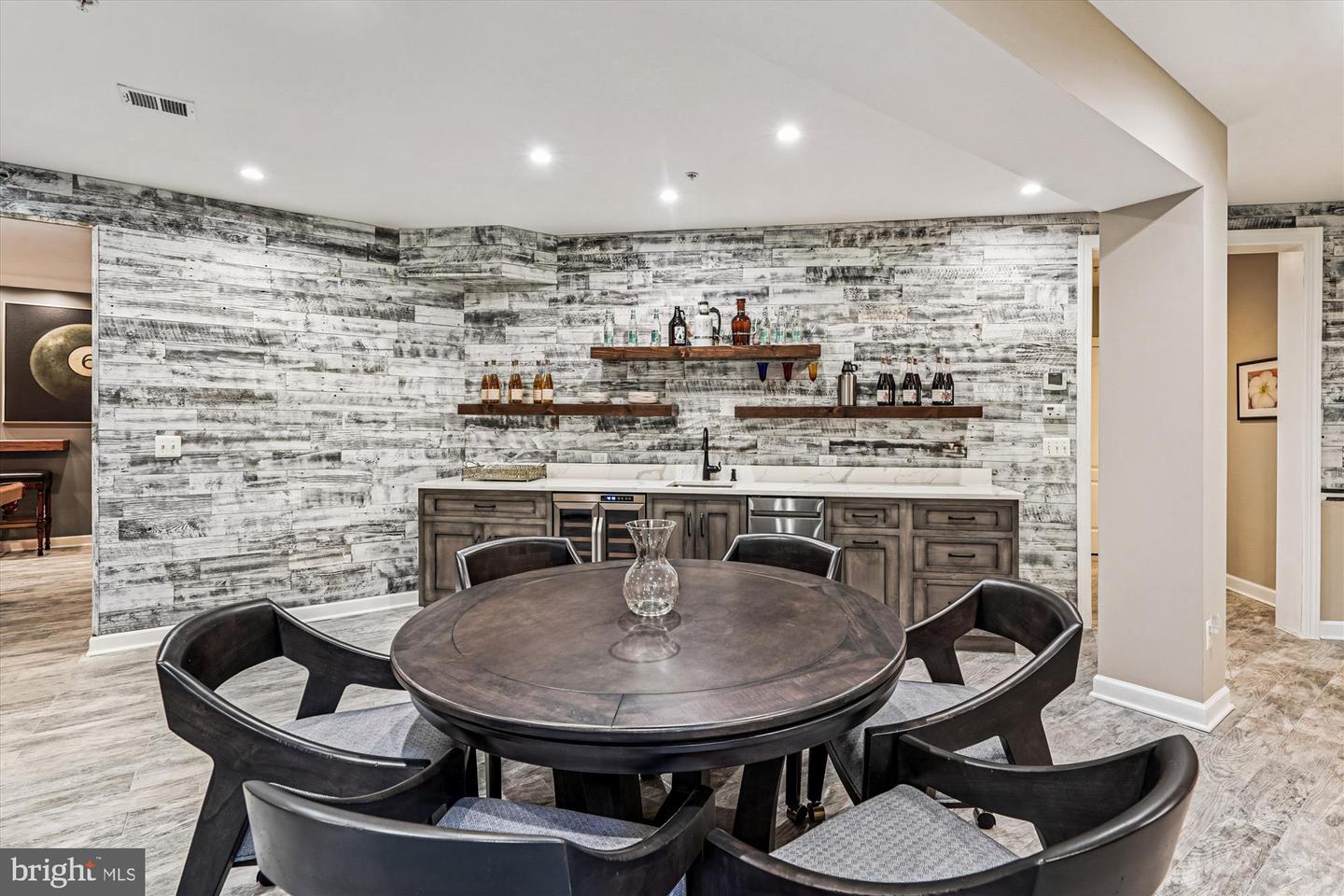 Leesburg, Virginia, 20175, United States, 5 Bedrooms Bedrooms, ,6 BathroomsBathrooms,Residential,Active,1987213