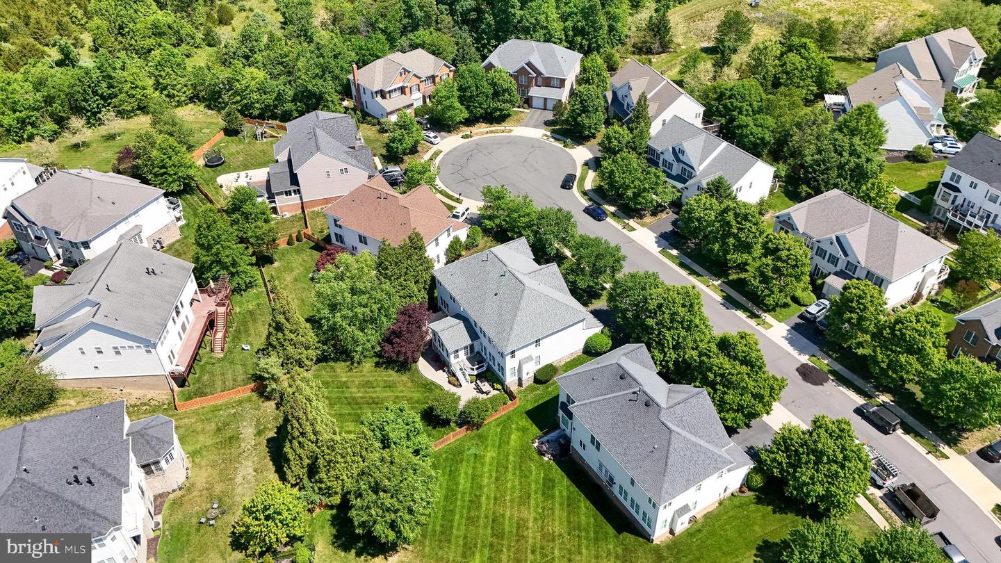 Brambleton, Virginia, 20148, United States, 4 Bedrooms Bedrooms, ,5 BathroomsBathrooms,Residential,Pending,2045666
