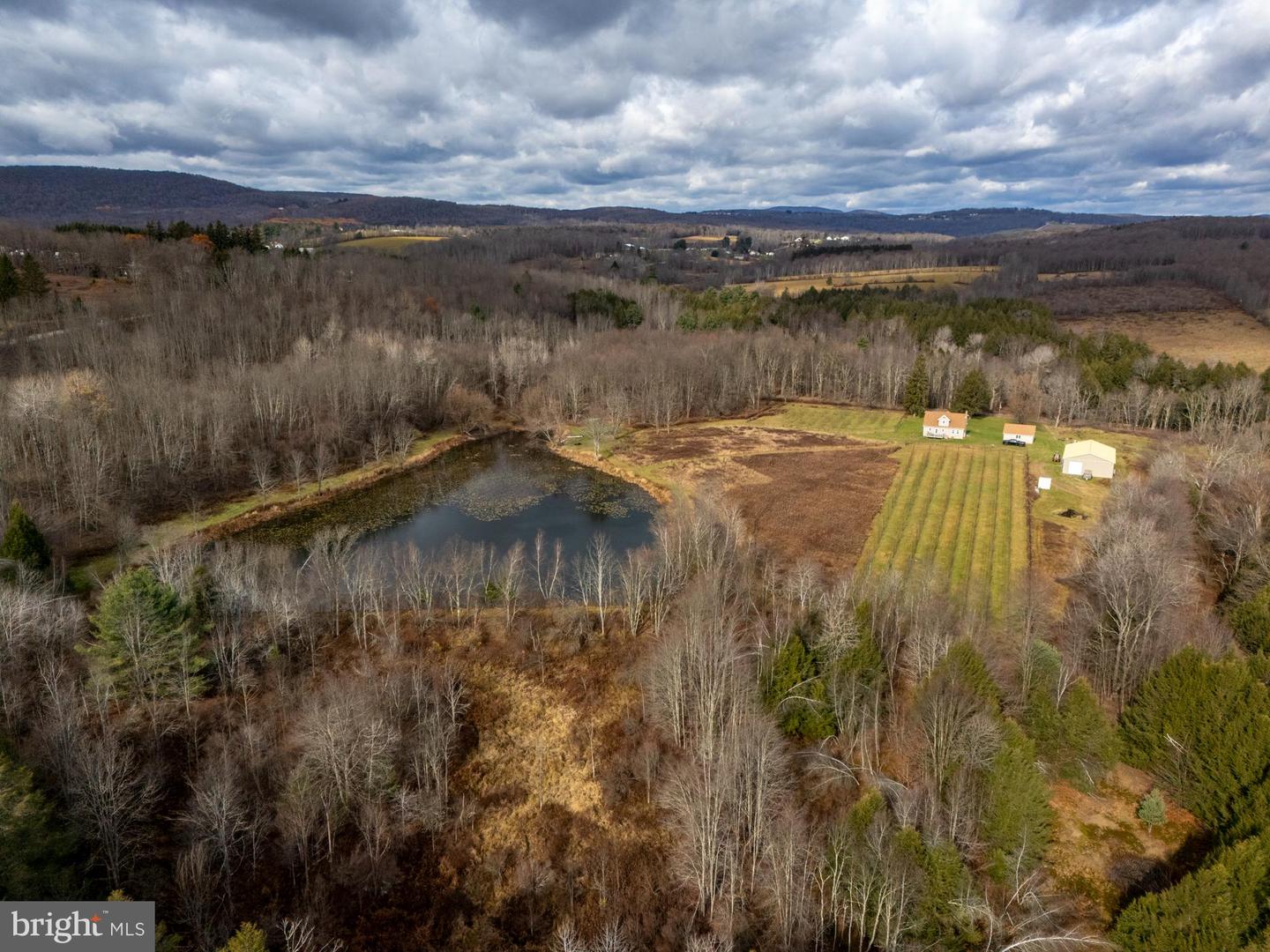 Waymart, Pennsylvania, 18472, United States, 4 Bedrooms Bedrooms, ,2 BathroomsBathrooms,Residential,Active,2007156