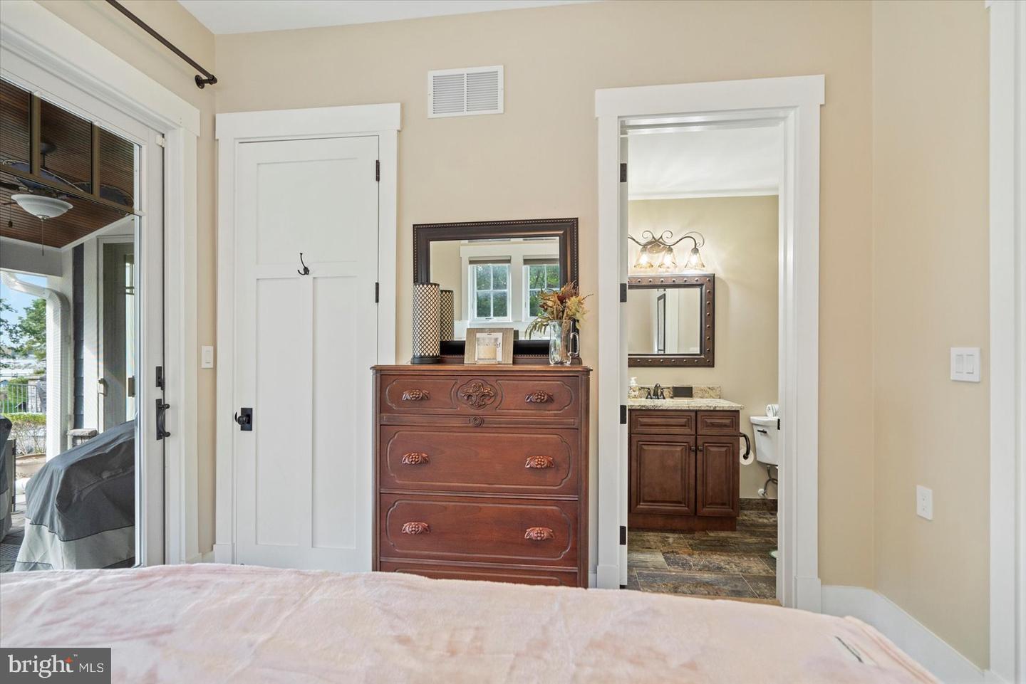 Middle River, Maryland, 21220, United States, 7 Bedrooms Bedrooms, ,7 BathroomsBathrooms,Residential,Active,1969646