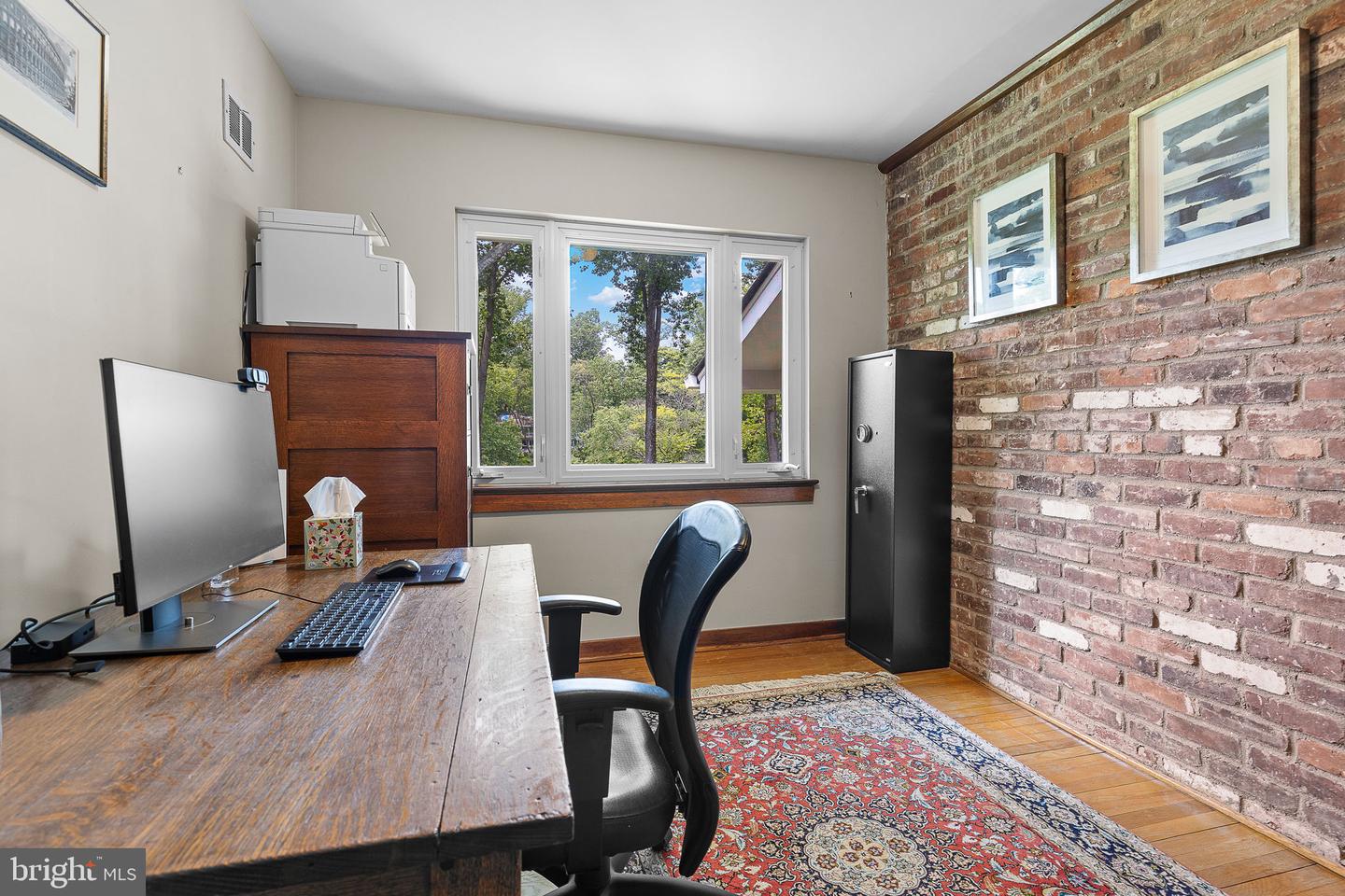 Falls Church, Virginia, 22041, United States, ,3 BathroomsBathrooms,Residential,Active,1843858
