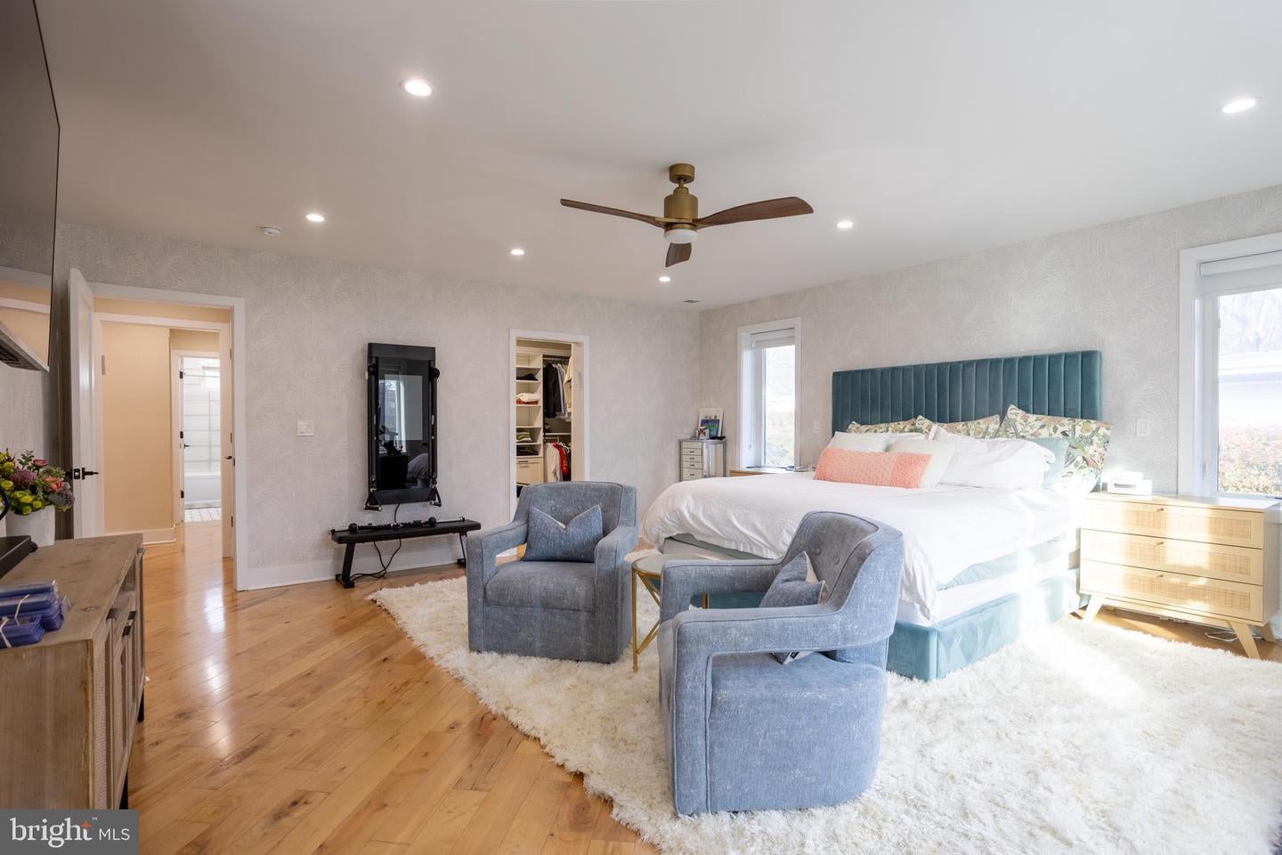 Pikesville, Maryland, 21208, United States, 6 Bedrooms Bedrooms, ,5 BathroomsBathrooms,Residential,Active,2010580