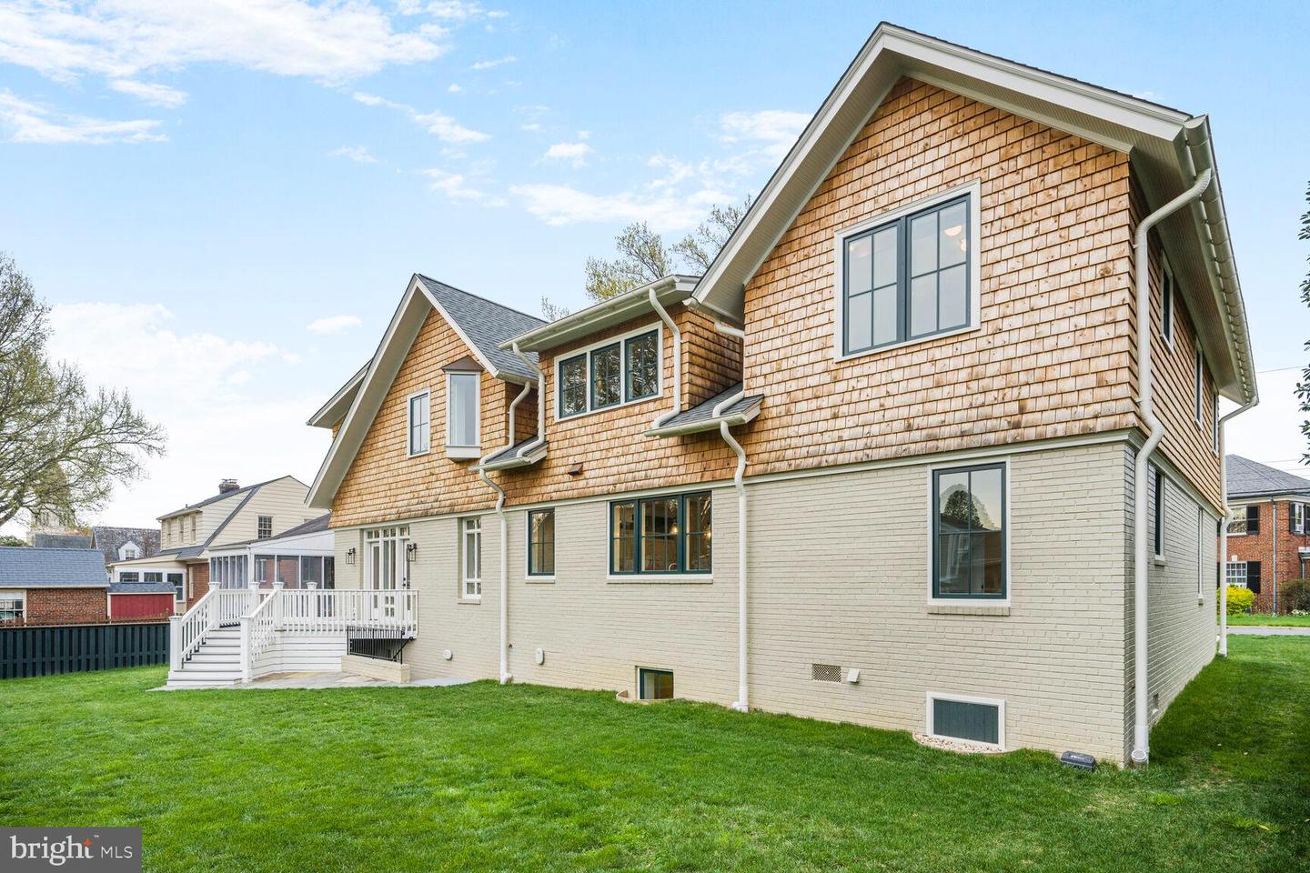 Alexandria, Virginia, 22301, United States, 6 Bedrooms Bedrooms, ,6 BathroomsBathrooms,Residential,Active,1825083