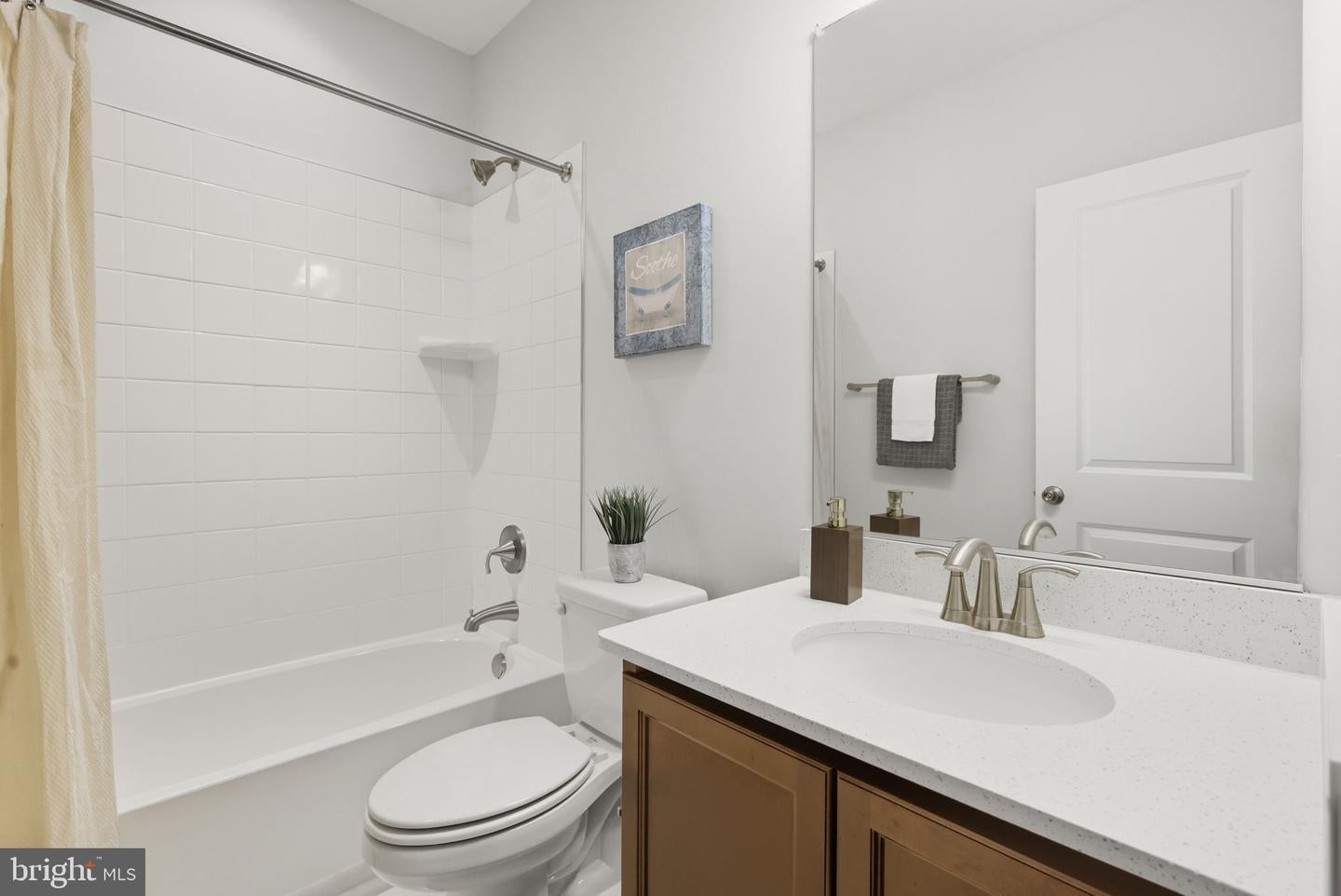 Washington Grove, Maryland, 20880, United States, 4 Bedrooms Bedrooms, ,4 BathroomsBathrooms,Residential,Active,1967308