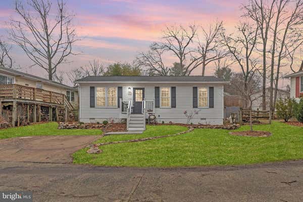 560 ROCKBRIDGE DR SE, LEESBURG, VA 20175, photo 1 of 17