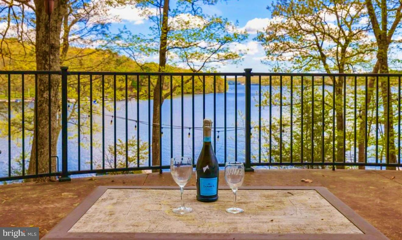 Lakeville, Pennsylvania, 18438, United States, 4 Bedrooms Bedrooms, ,2 BathroomsBathrooms,Residential,Active,2007650