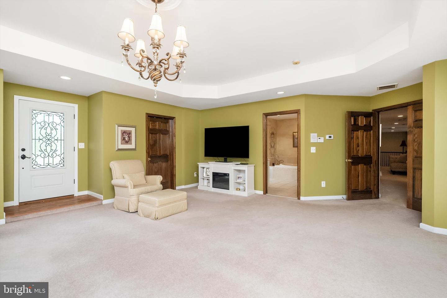 Robbinsville, New Jersey, 08691, United States, 6 Bedrooms Bedrooms, ,6 BathroomsBathrooms,Residential,Active,1953417