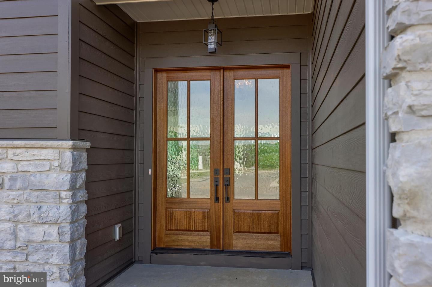 East Petersburg, Pennsylvania, 17520, United States, 4 Bedrooms Bedrooms, ,5 BathroomsBathrooms,Residential,Active,1702111