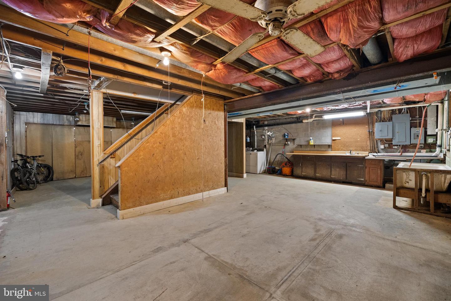 Leesburg, Virginia, 20176, United States, ,4 BathroomsBathrooms,Residential,Active,1780449