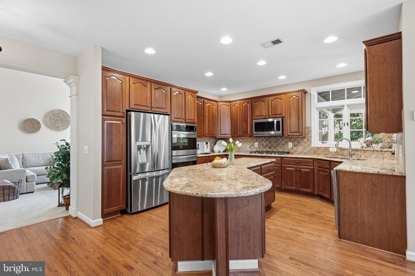 Haymarket, Virginia, 20169, United States, 5 Bedrooms Bedrooms, ,5 BathroomsBathrooms,Residential,Active,1961953