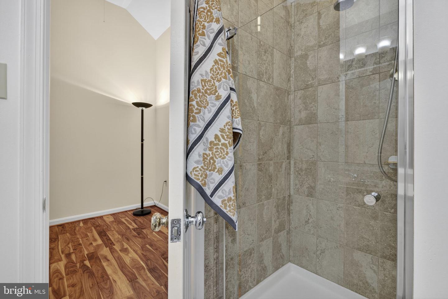 Lovettsville, Virginia, 20180, United States, ,2 BathroomsBathrooms,Residential,Active,1954034