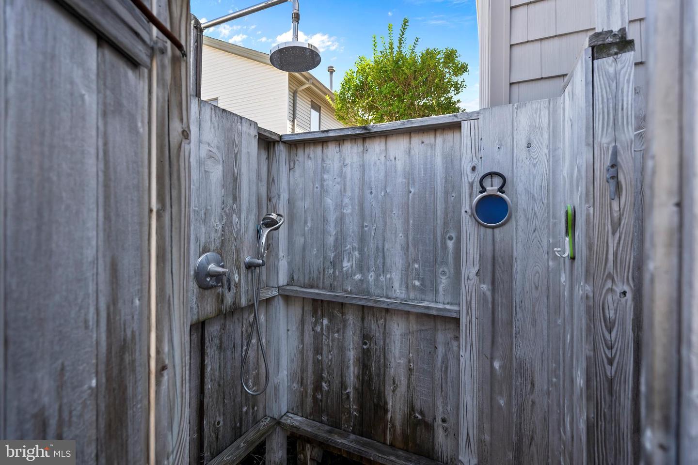 Point Pleasant Beach, New Jersey, 08742, United States, 4 Bedrooms Bedrooms, ,3 BathroomsBathrooms,Residential,Active,1942350