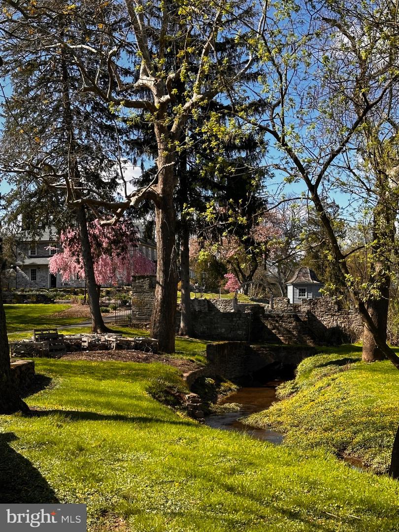 Lancaster, Pennsylvania, 17601, United States, 5 Bedrooms Bedrooms, ,3 BathroomsBathrooms,Residential,Active,1934784