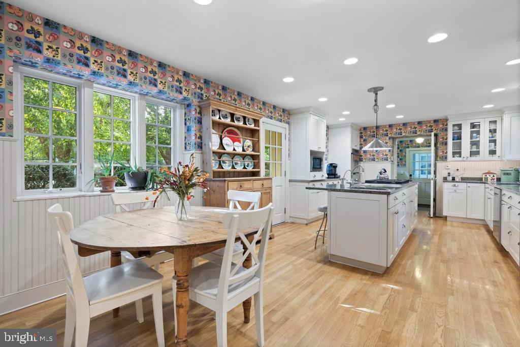 Rydal, Pennsylvania, 19046, United States, 5 Bedrooms Bedrooms, ,5 BathroomsBathrooms,Residential,Active,1953275