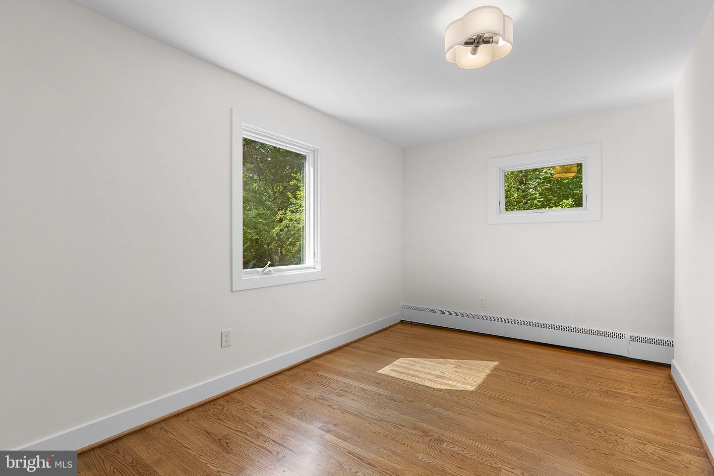 Falls Church, Virginia, 22044, United States, 4 Bedrooms Bedrooms, ,3 BathroomsBathrooms,Residential,Active,1894525