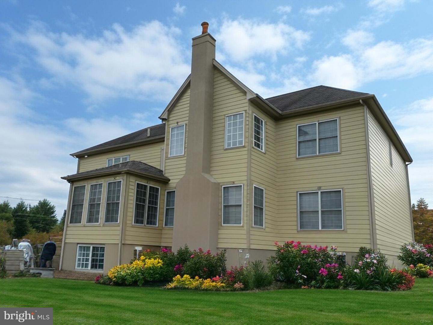Blue Bell, Pennsylvania, 19422, United States, 4 Bedrooms Bedrooms, ,6 BathroomsBathrooms,Residential,Active,2008012