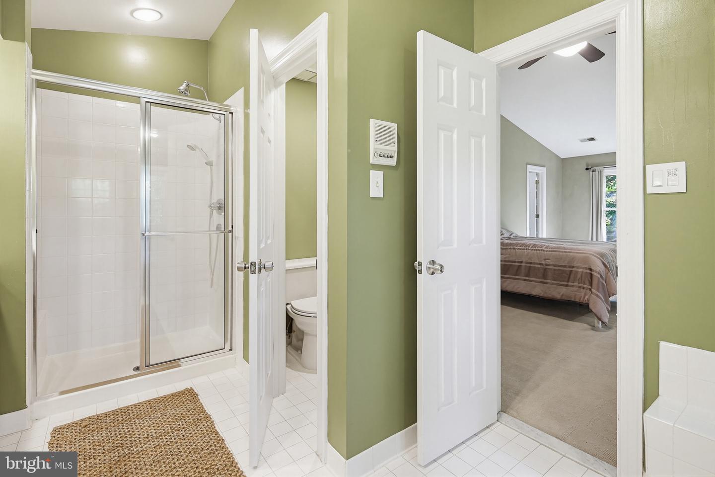 Laurel, Maryland, 20723, United States, 4 Bedrooms Bedrooms, ,5 BathroomsBathrooms,Residential,Active,2041355