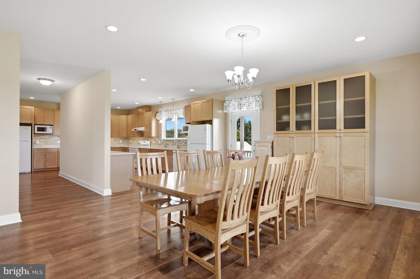 Winchester, Virginia, 22602, United States, 4 Bedrooms Bedrooms, ,4 BathroomsBathrooms,Residential,Active,2025980