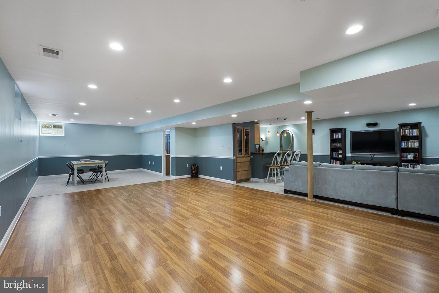 Poolesville, Maryland, 20837, United States, 4 Bedrooms Bedrooms, ,5 BathroomsBathrooms,Residential,Active,2052019