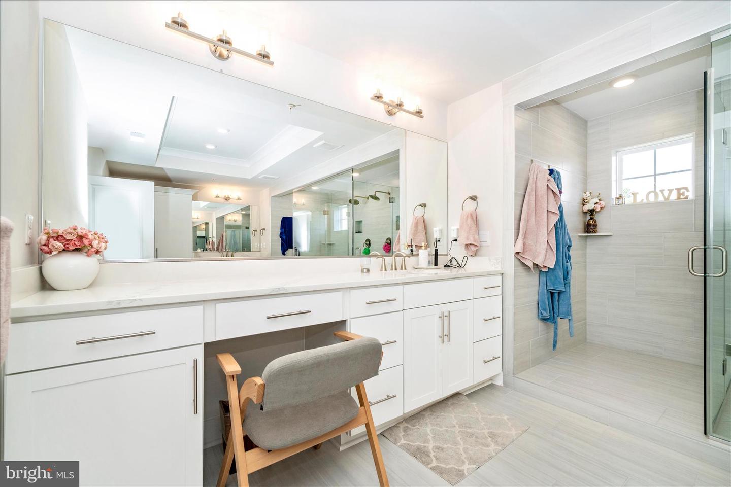 Germantown, Maryland, 20874, United States, 7 Bedrooms Bedrooms, ,6 BathroomsBathrooms,Residential,Active,2045016