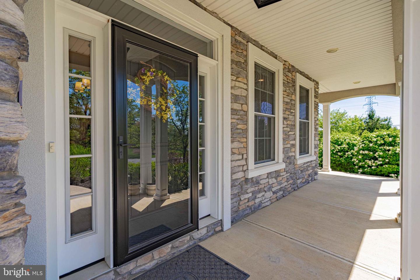 Bethlehem, Pennsylvania, 18020, United States, 4 Bedrooms Bedrooms, ,5 BathroomsBathrooms,Residential,Pending,1968396