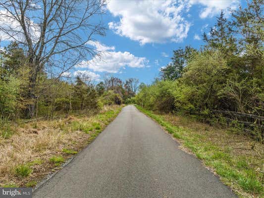 GLEEDSVILLE RD, LEESBURG, VA 20175, photo 2 of 27